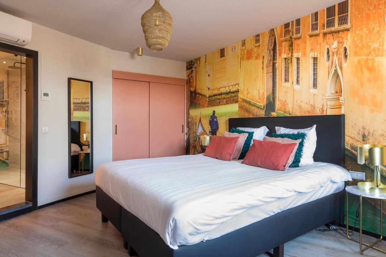 Hotel De Valk Valkenswaard Esterno foto